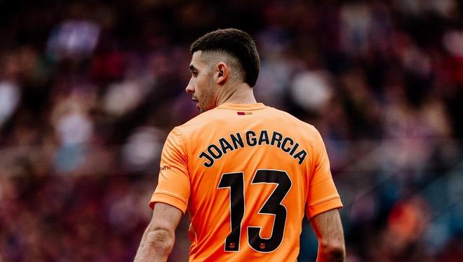 巴萨主场1-0力克巴列卡诺 阿劳霍头球破局 霍安加