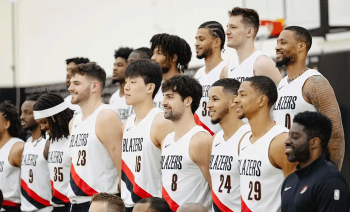 杨瀚森单挑逆转难救主 混音队西部半决赛出局