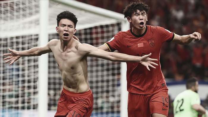 王钰栋对阵喀麦隆表现低迷 暴露中国年轻球员高