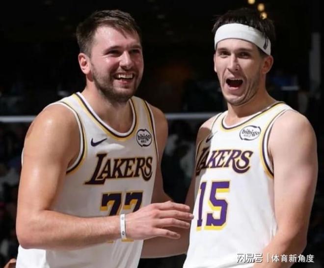 东契奇与里夫斯欧洲疗伤引争议 美国专家质疑治