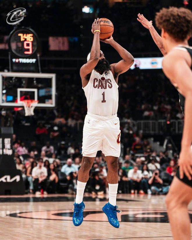 哈登20+6创神迹 麦科勒姆29+4+6记3分 老鹰完胜