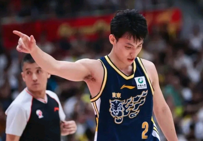 徐杰11助攻率队大胜广厦 状态回暖助广东三连胜